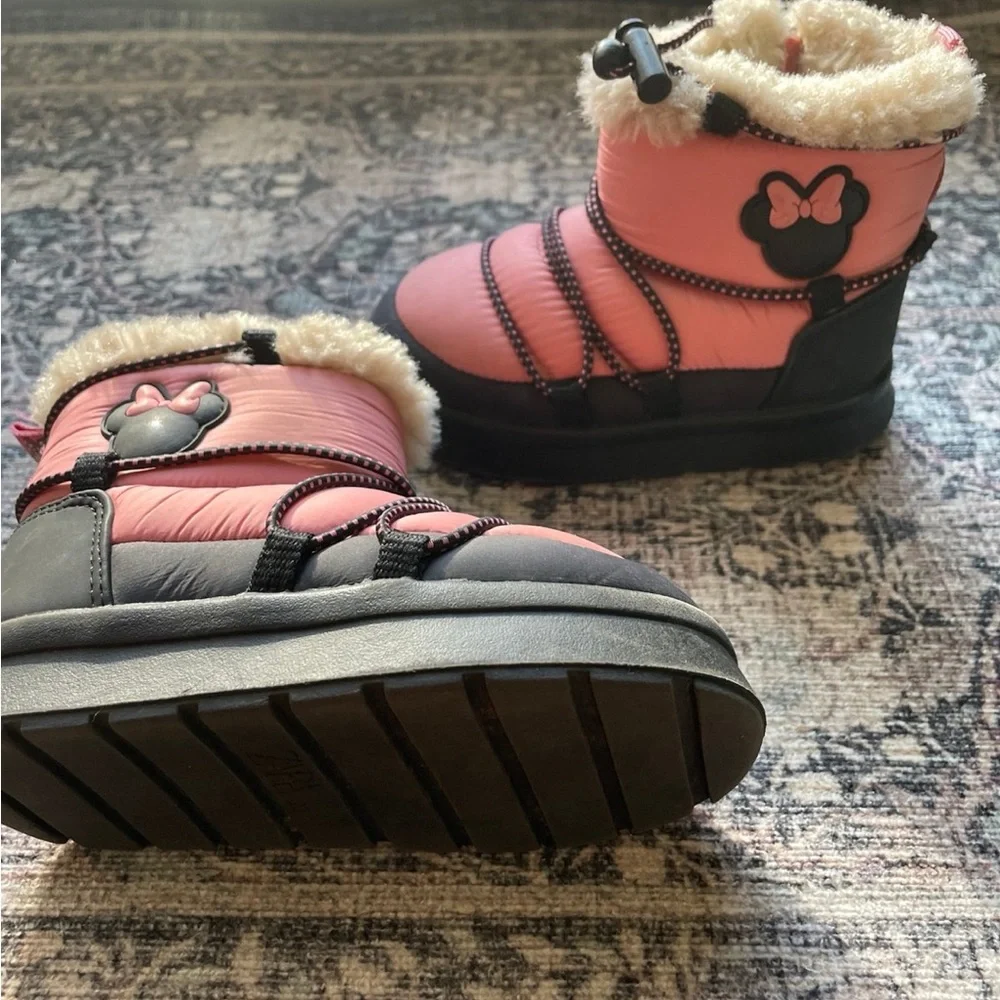 Zara Pink and Black Kids Snow Boots - Picture 2 of 6